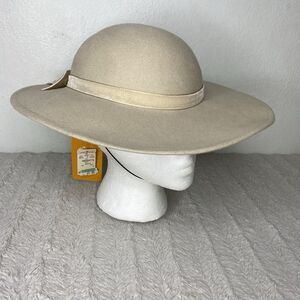 Vintage Liz Claiborne Cream Hat, soft wool, equestrian chic!